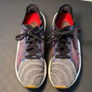 New Balance Women’s Size 11 FuelCell